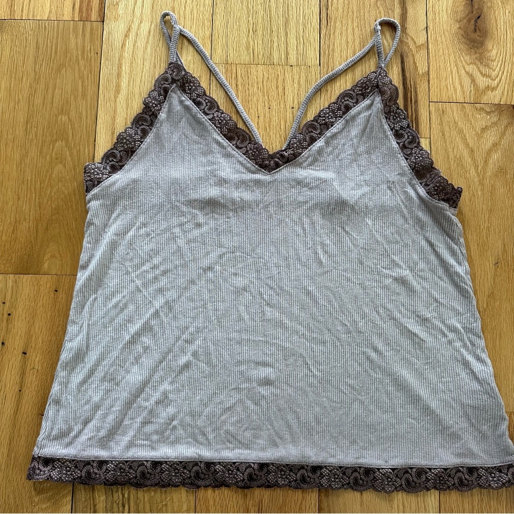 American Eagle Soft & Sexy Ribbed Lace Trim Cami Top in Purple